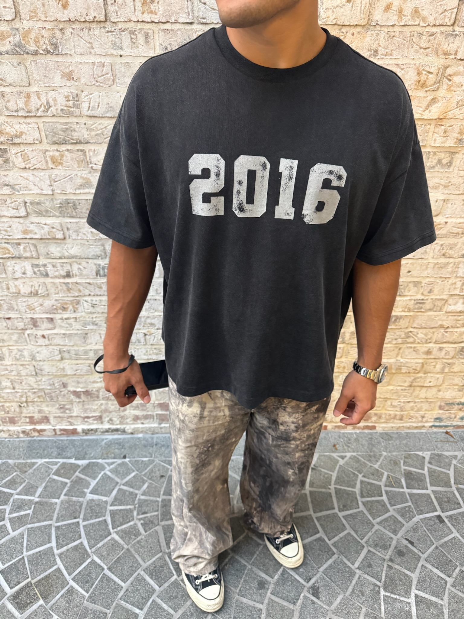 HILLS TEE